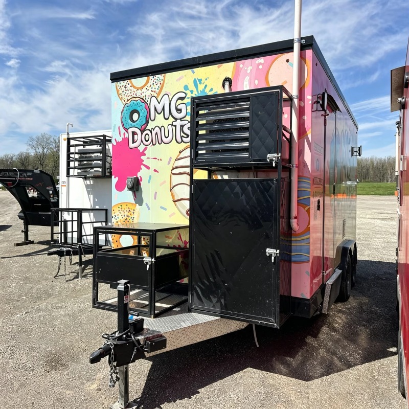 Custom Commercial Mobile Food  - огляд і ціна Commercial Kitchen Layouts